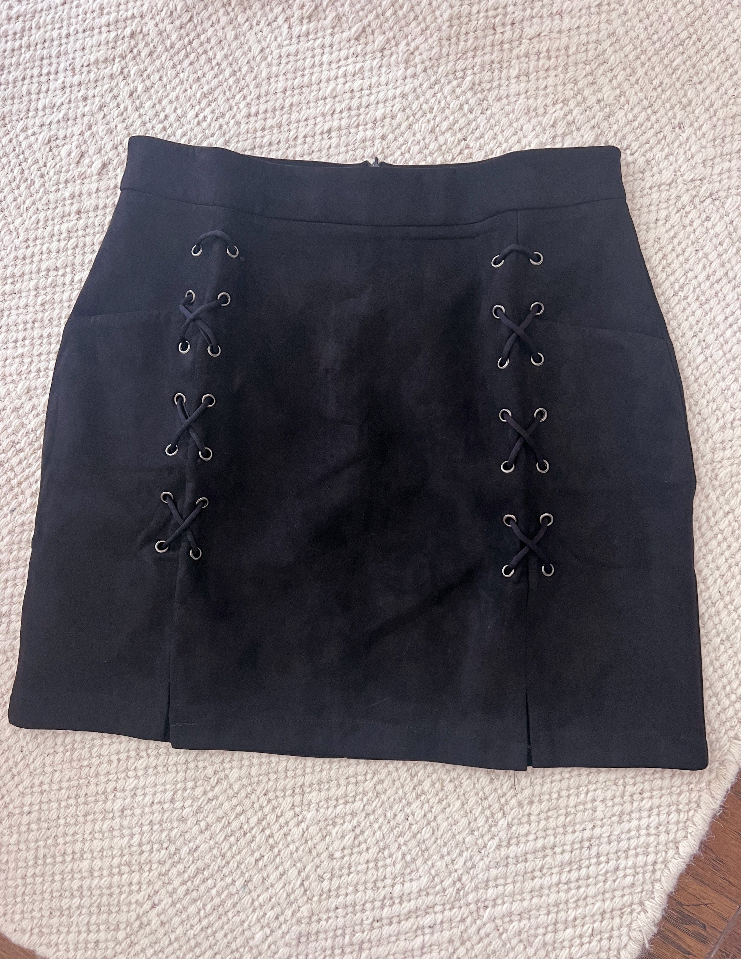 Suede Skirt- Onyx