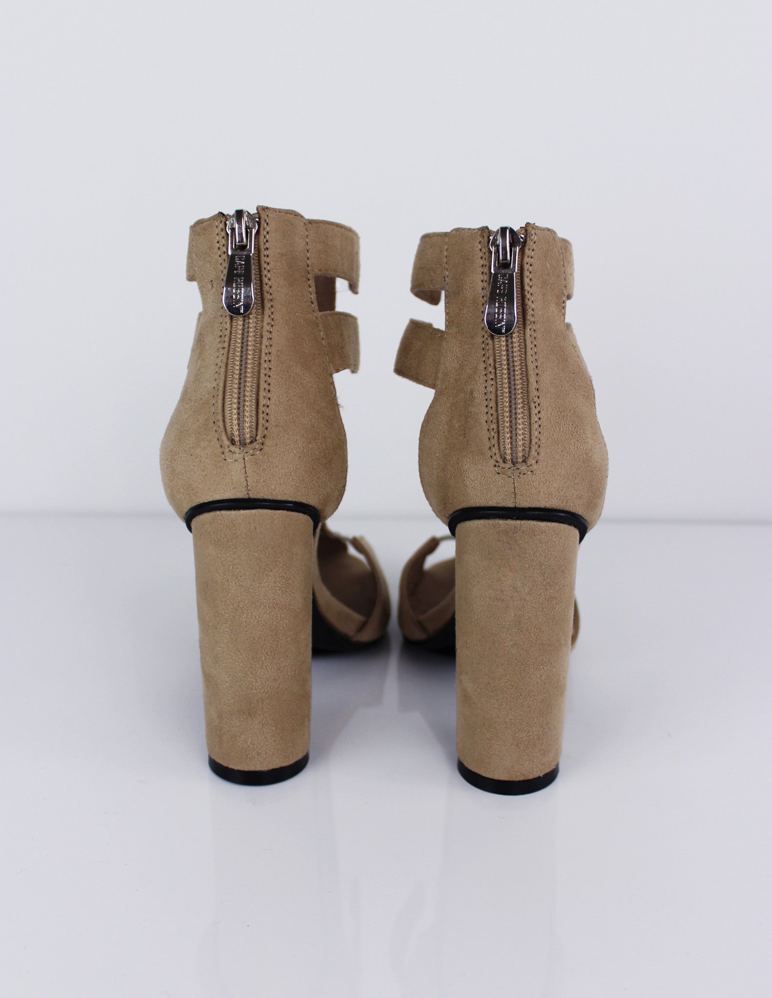 ALTA PUMPS - Blue District