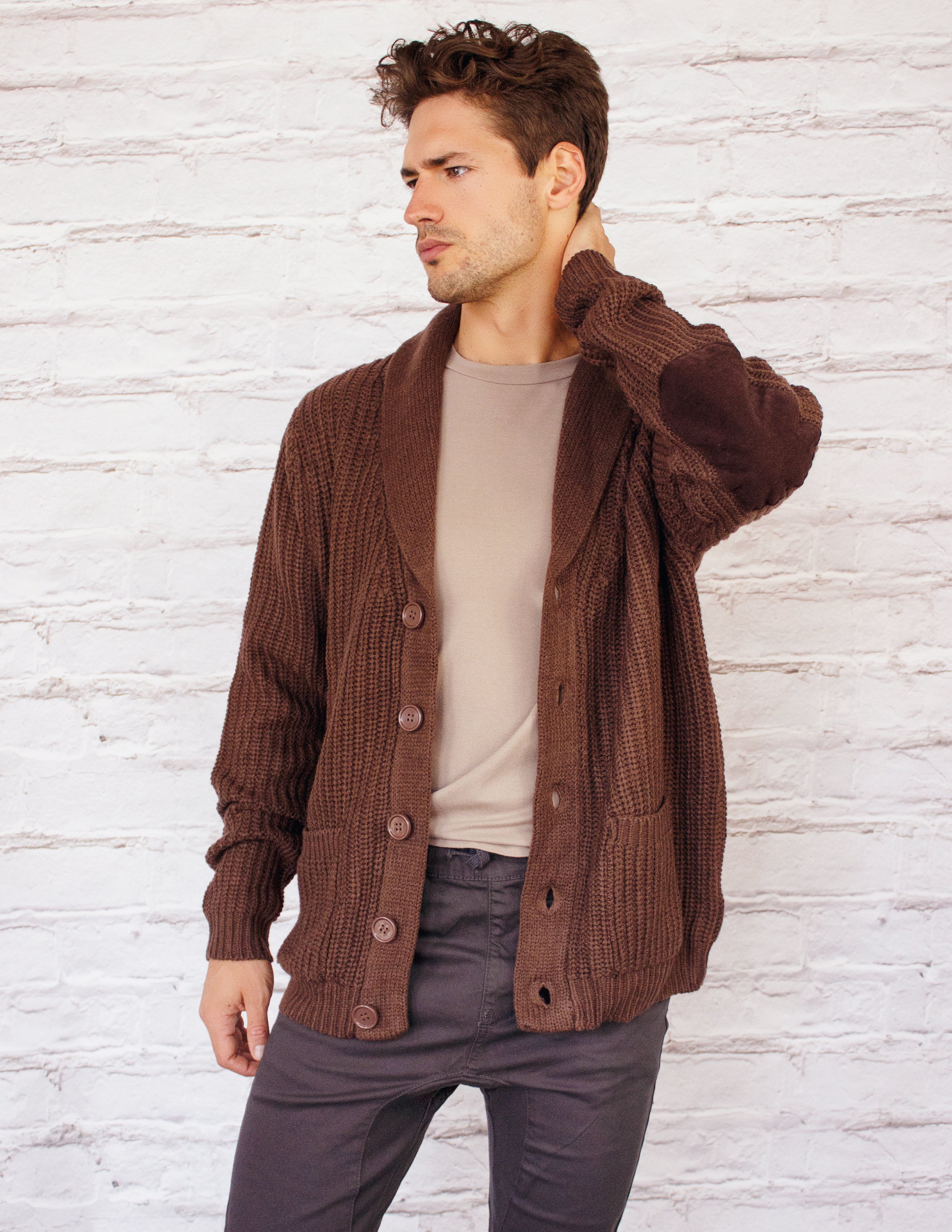 ALTIS CARDIGAN- CHOCOLATE