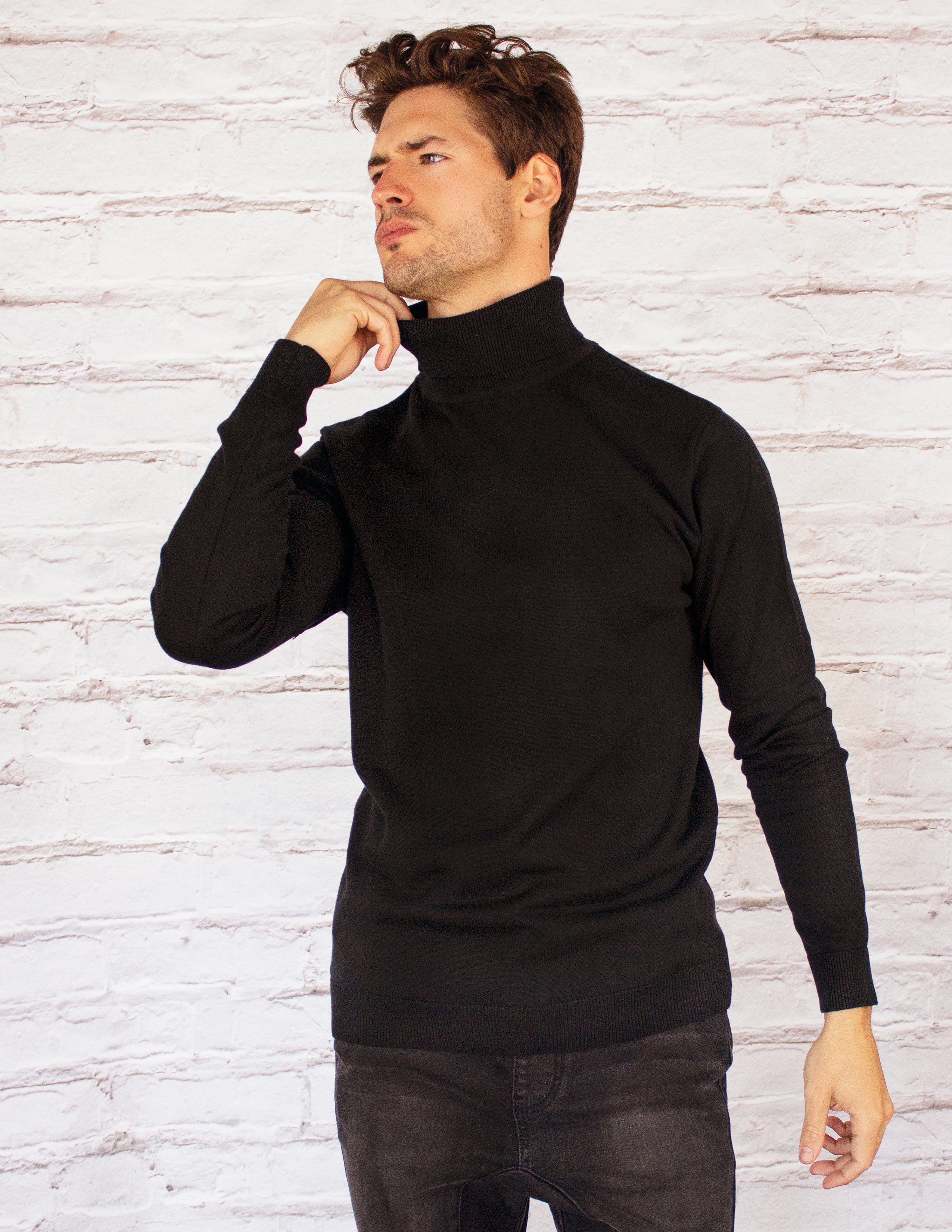 ARCON SWEATER- ONYX