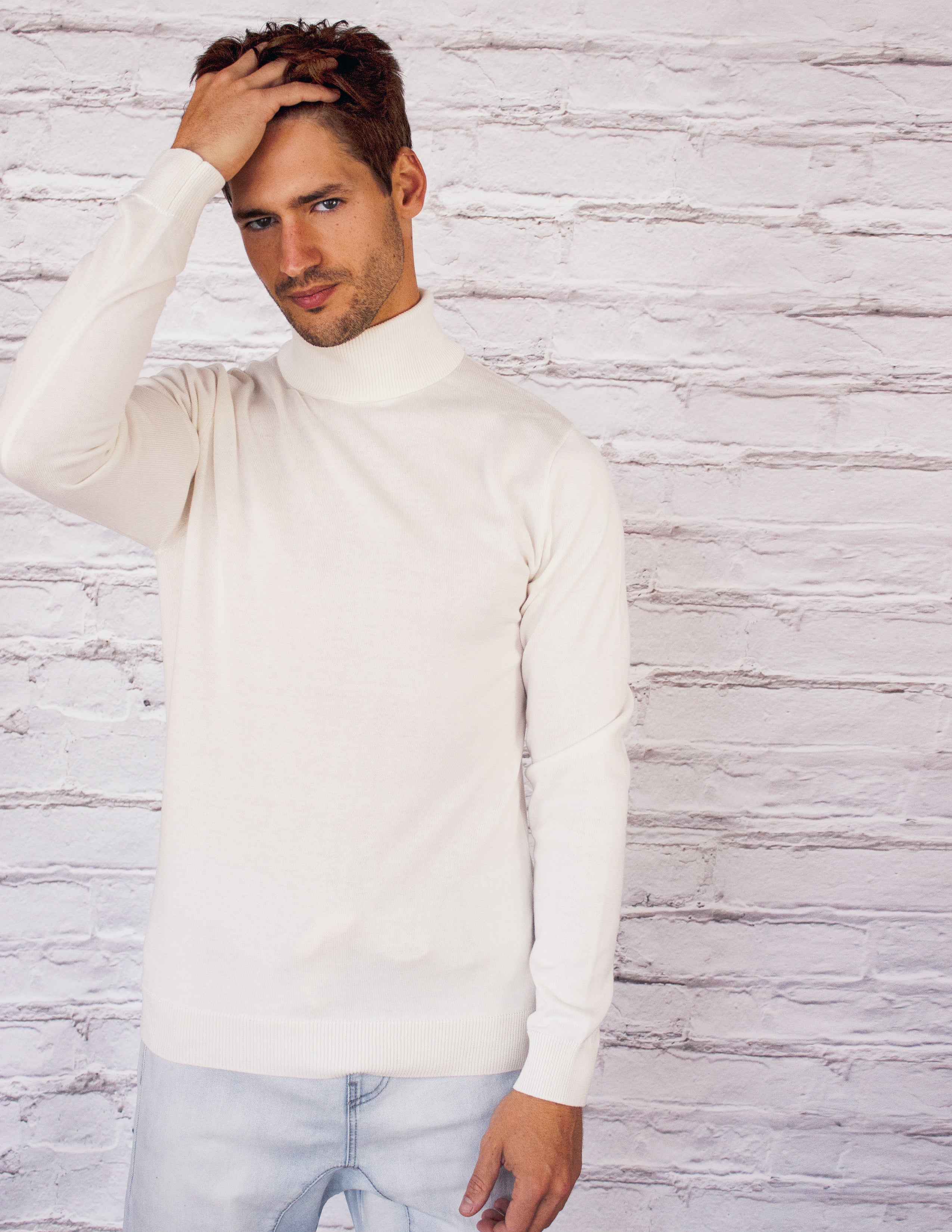 ARCON SWEATER- SOY