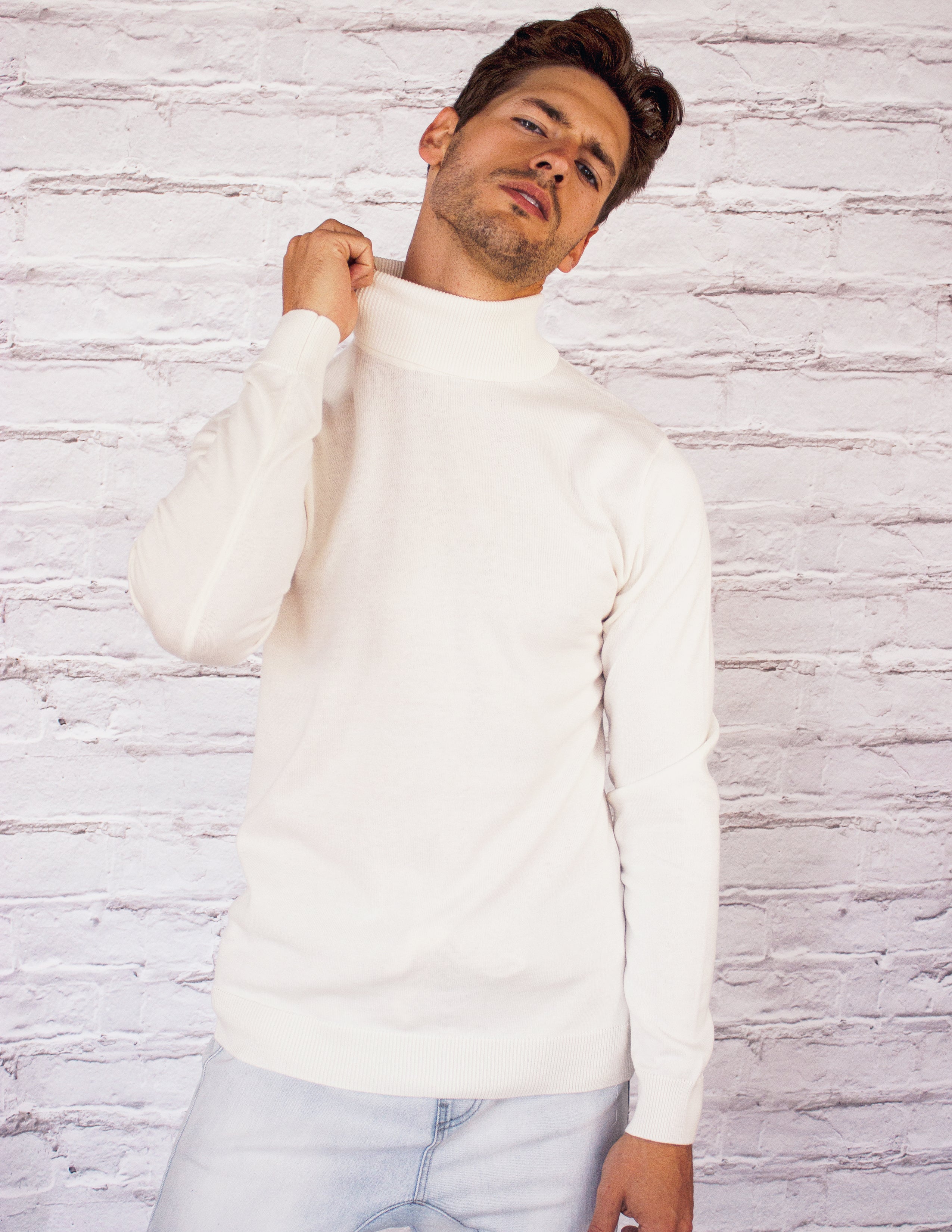 ARCON SWEATER- SOY
