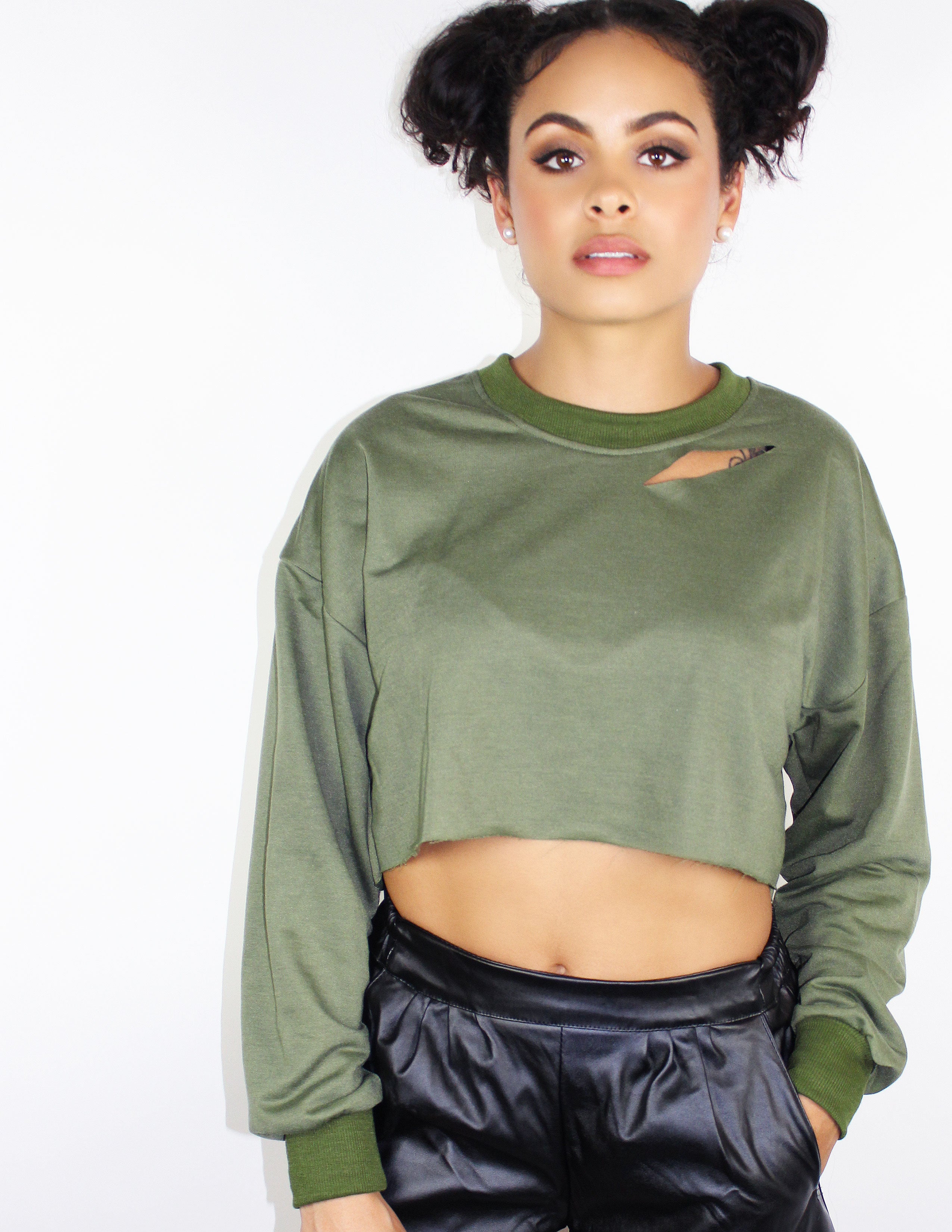 CLIP CROPPED SWEATHSHIRT - Blue District