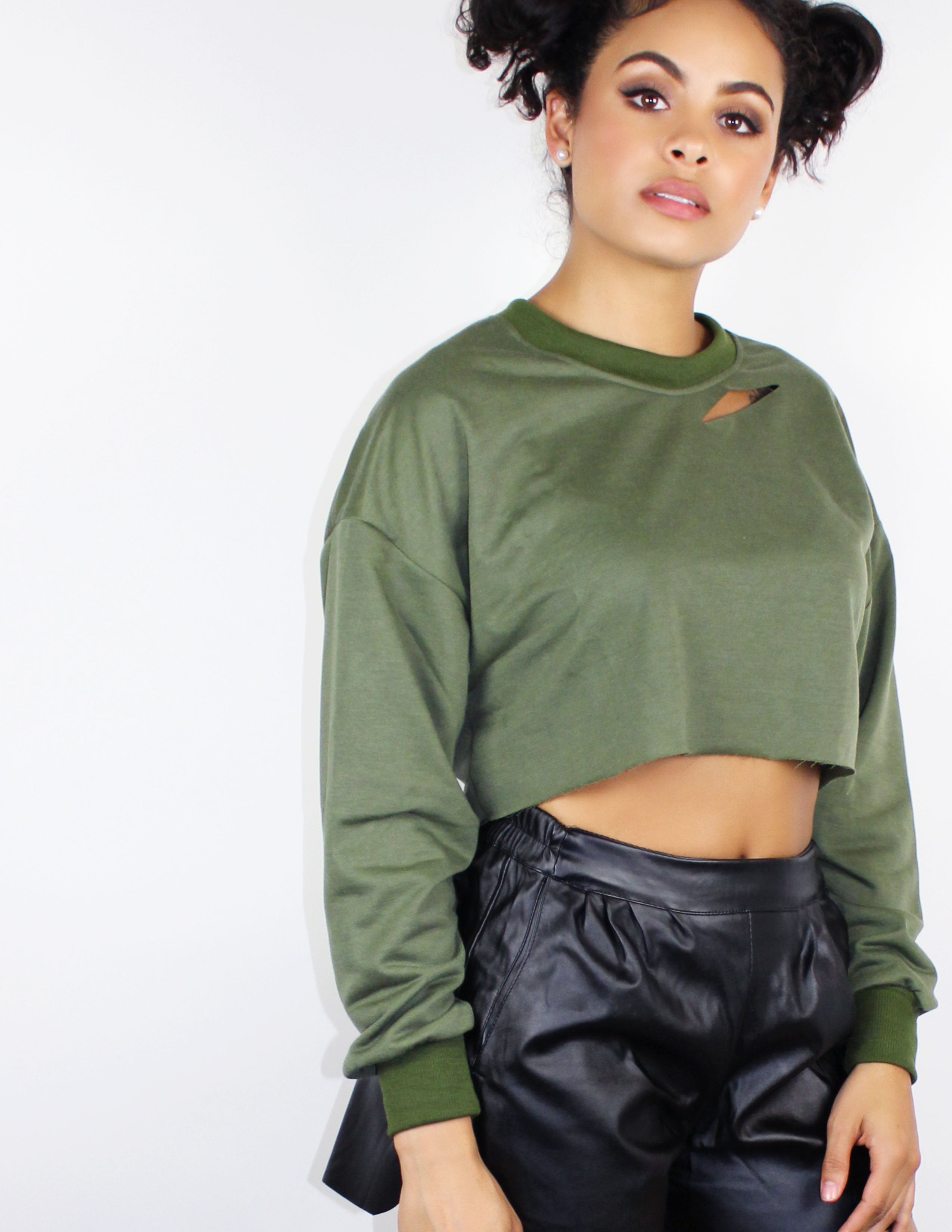 CLIP CROPPED SWEATHSHIRT - Blue District