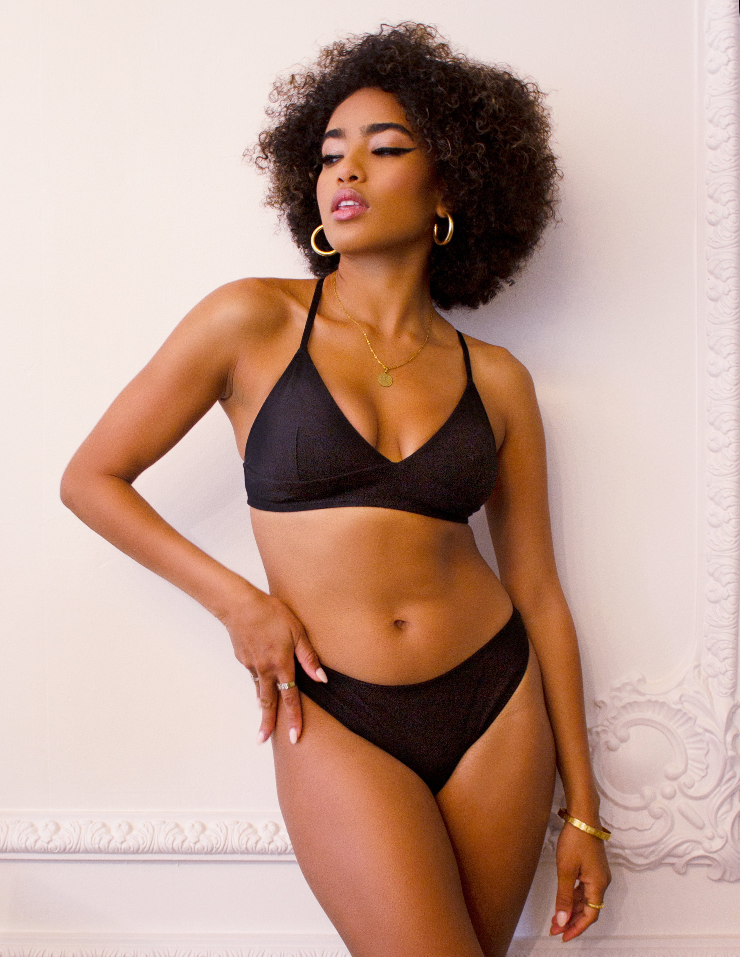 CONSTANCE TRIANGLE BRALETTE- ONYX