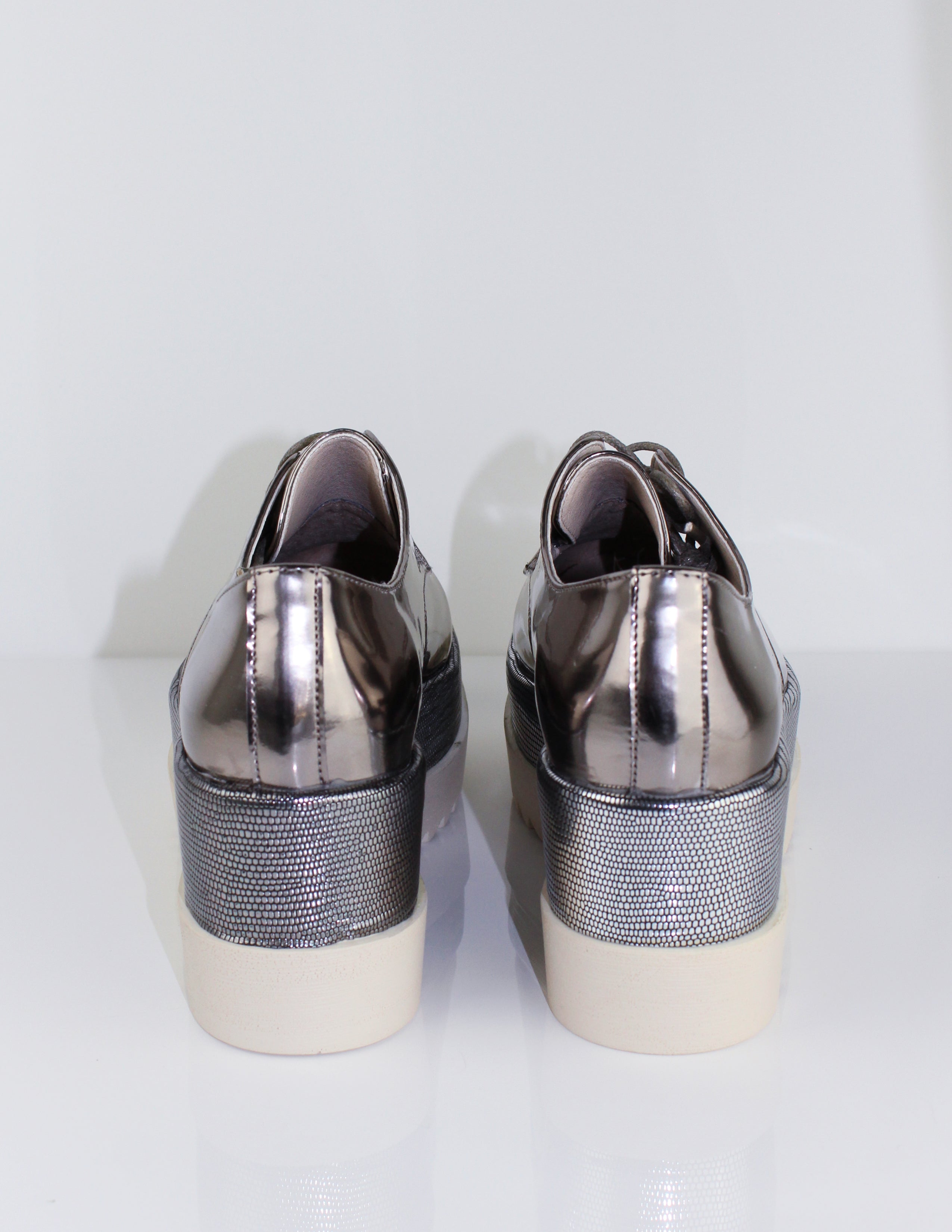 LUSTER PLATFORM SHOES - Blue District