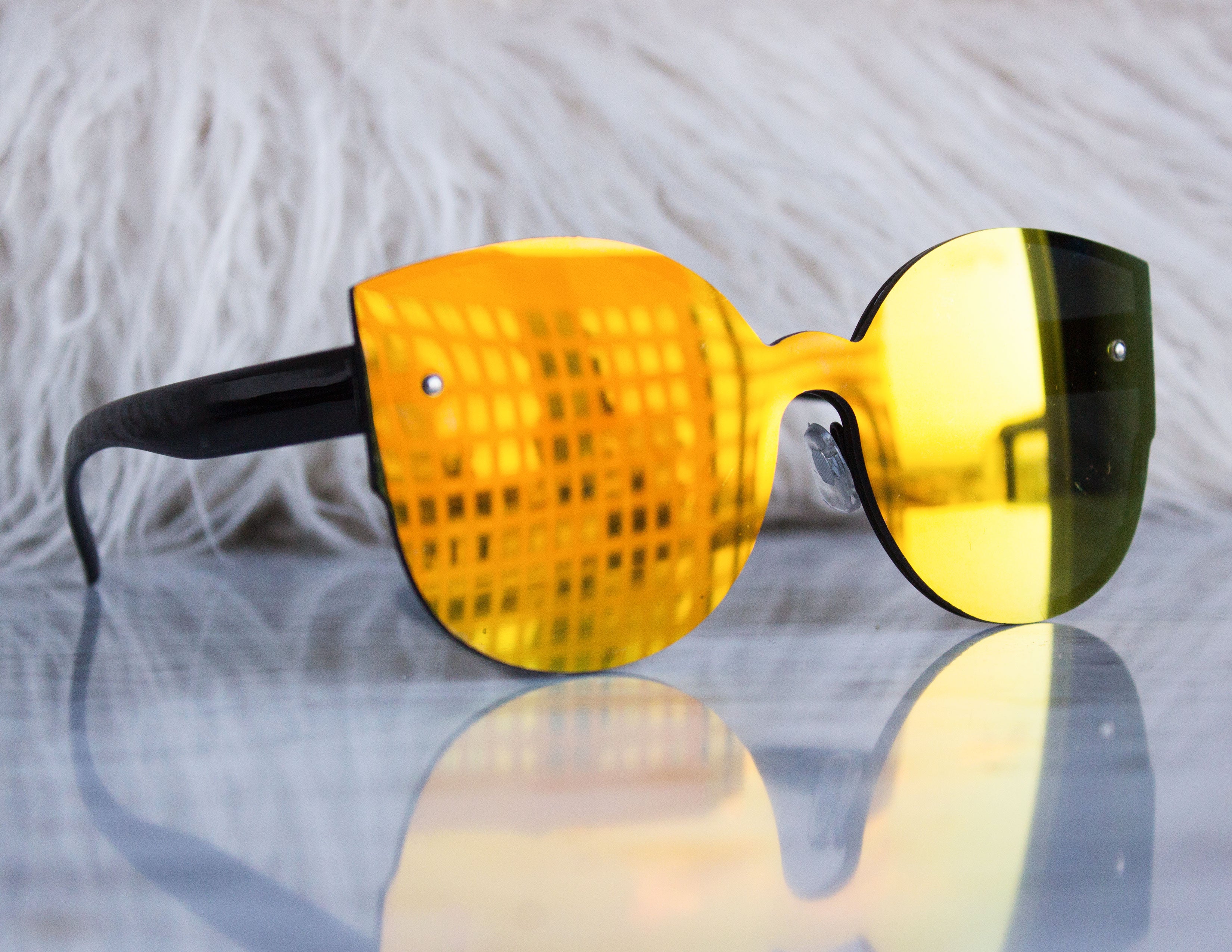 MESON SUNGLASSES - Blue District