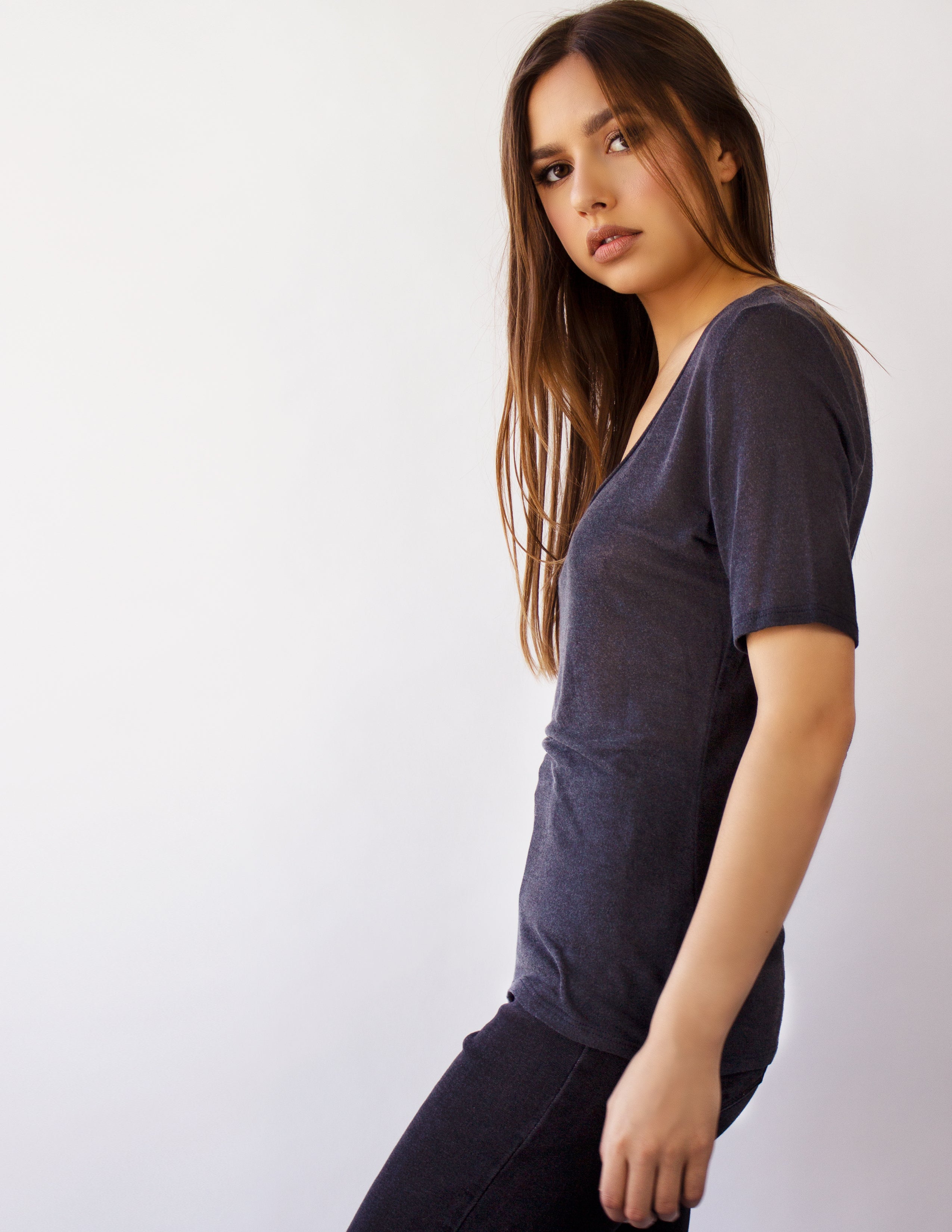 MIRA ROUND NECK TEE- MIDNIGHT