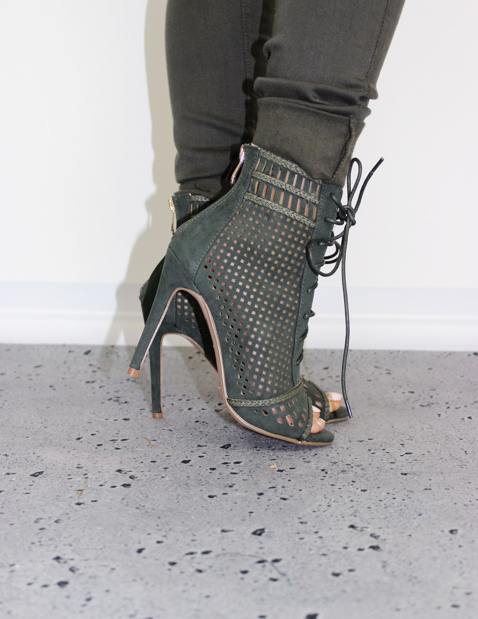 RIBA BOOTS- OLIVE - Blue District