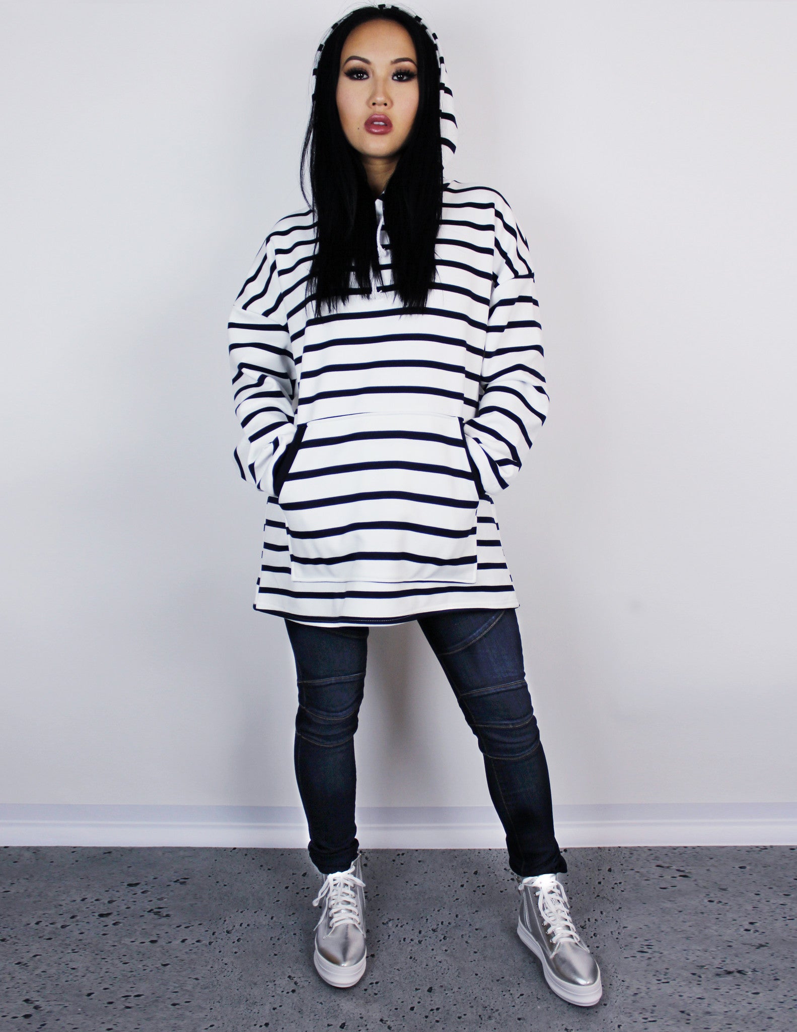 RULED OVERSIZED HOODIE - Blue District