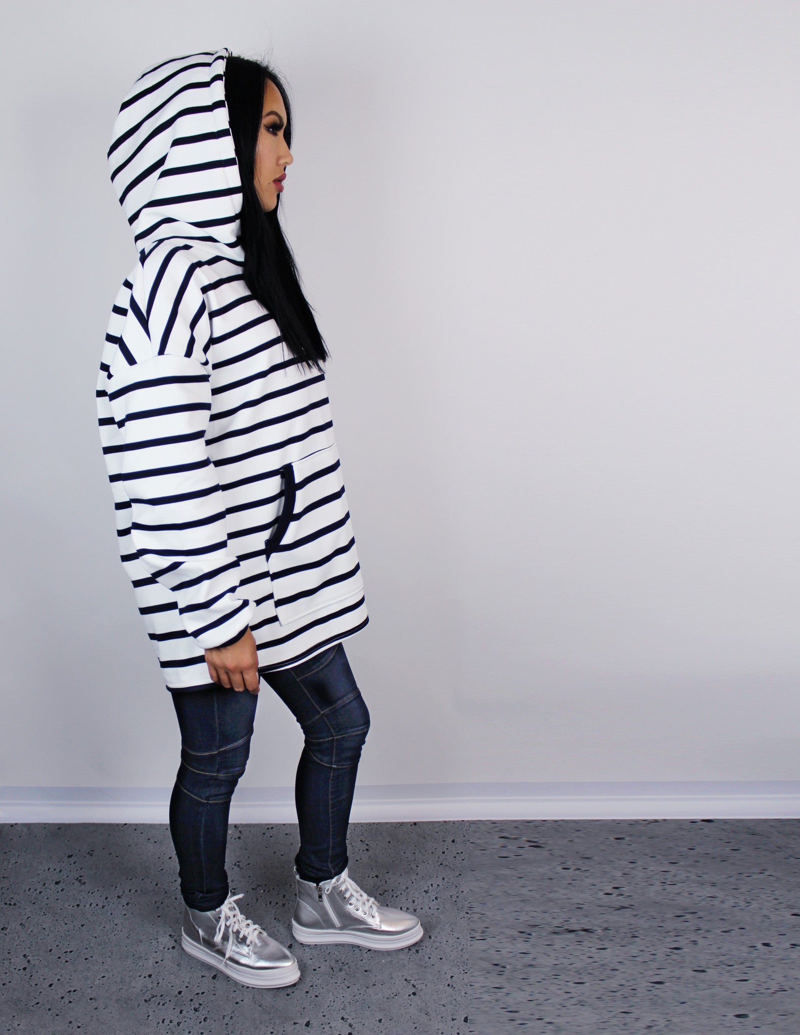 RULED OVERSIZED HOODIE - Blue District