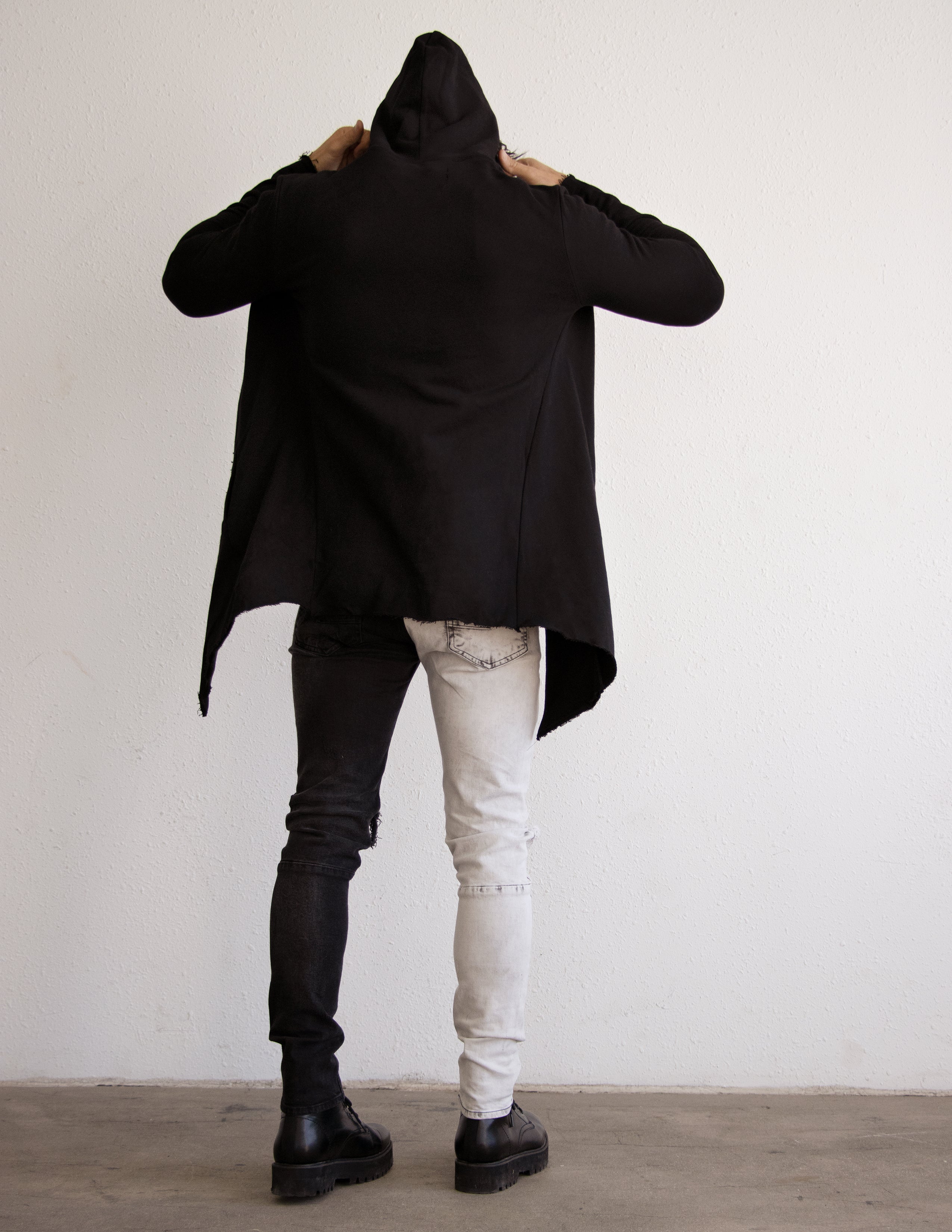 SKETCH CARDIGAN
