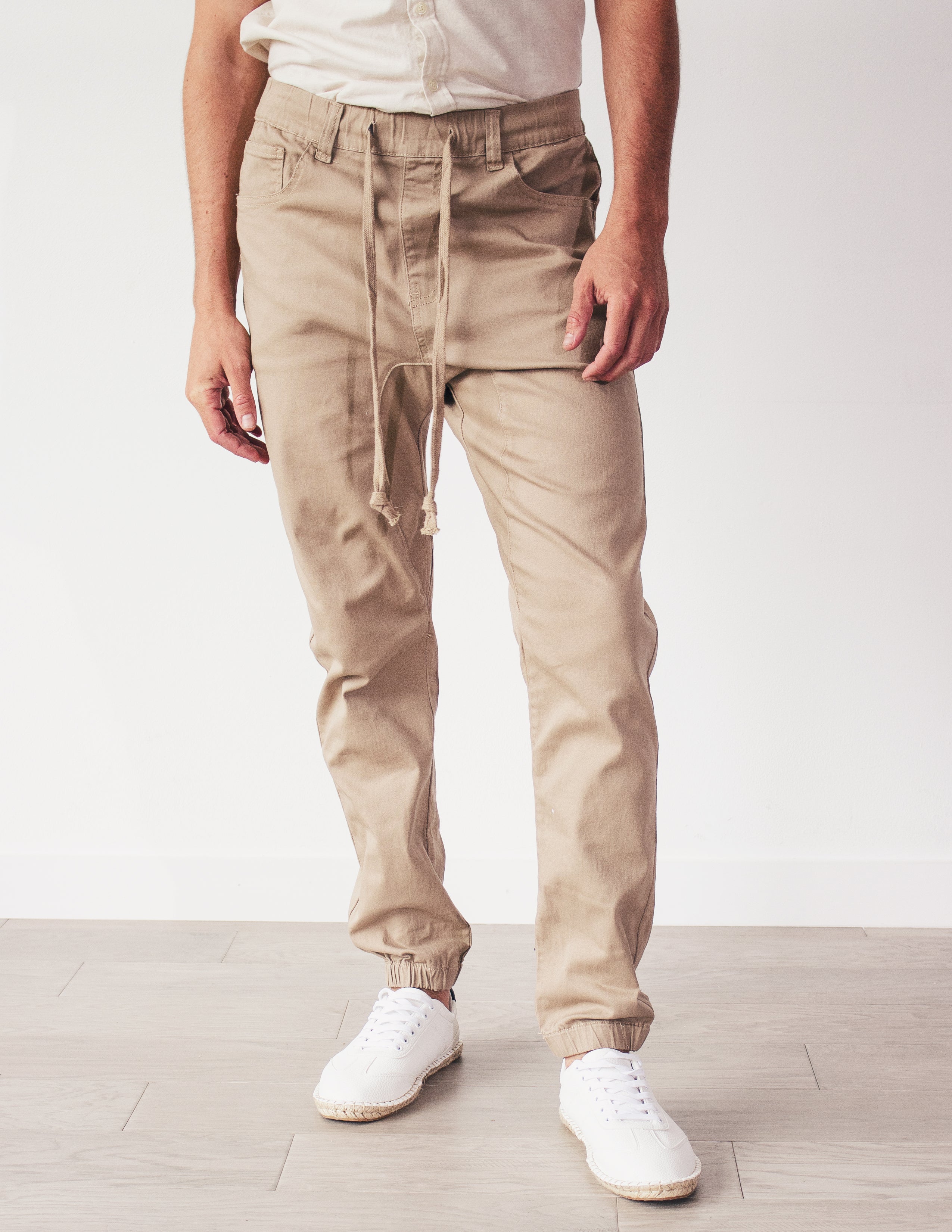 DEVOTED JOGGERS- TAN