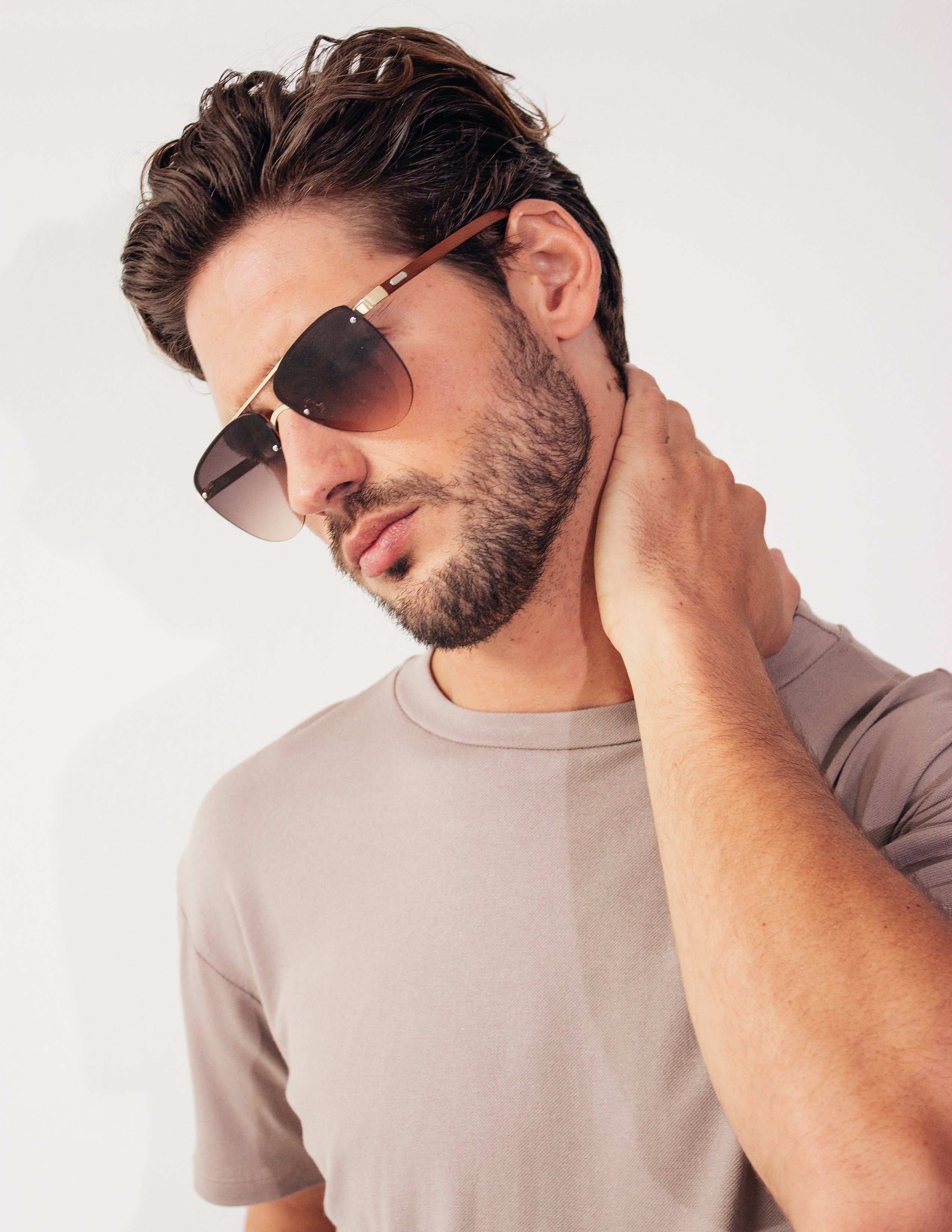 HEROIC SUNGLASSES - DARK/GOLD
