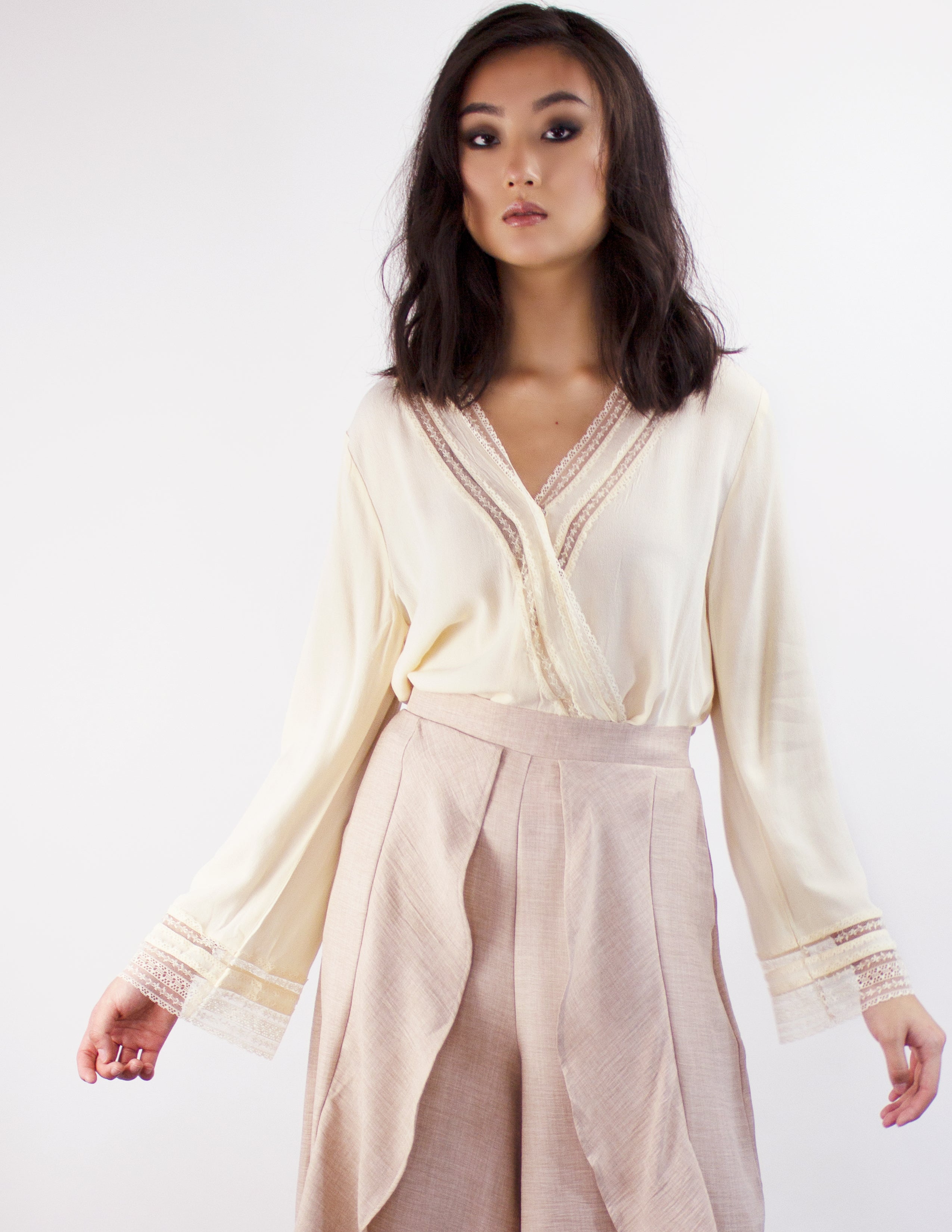 MAGNOLIA BLOUSE