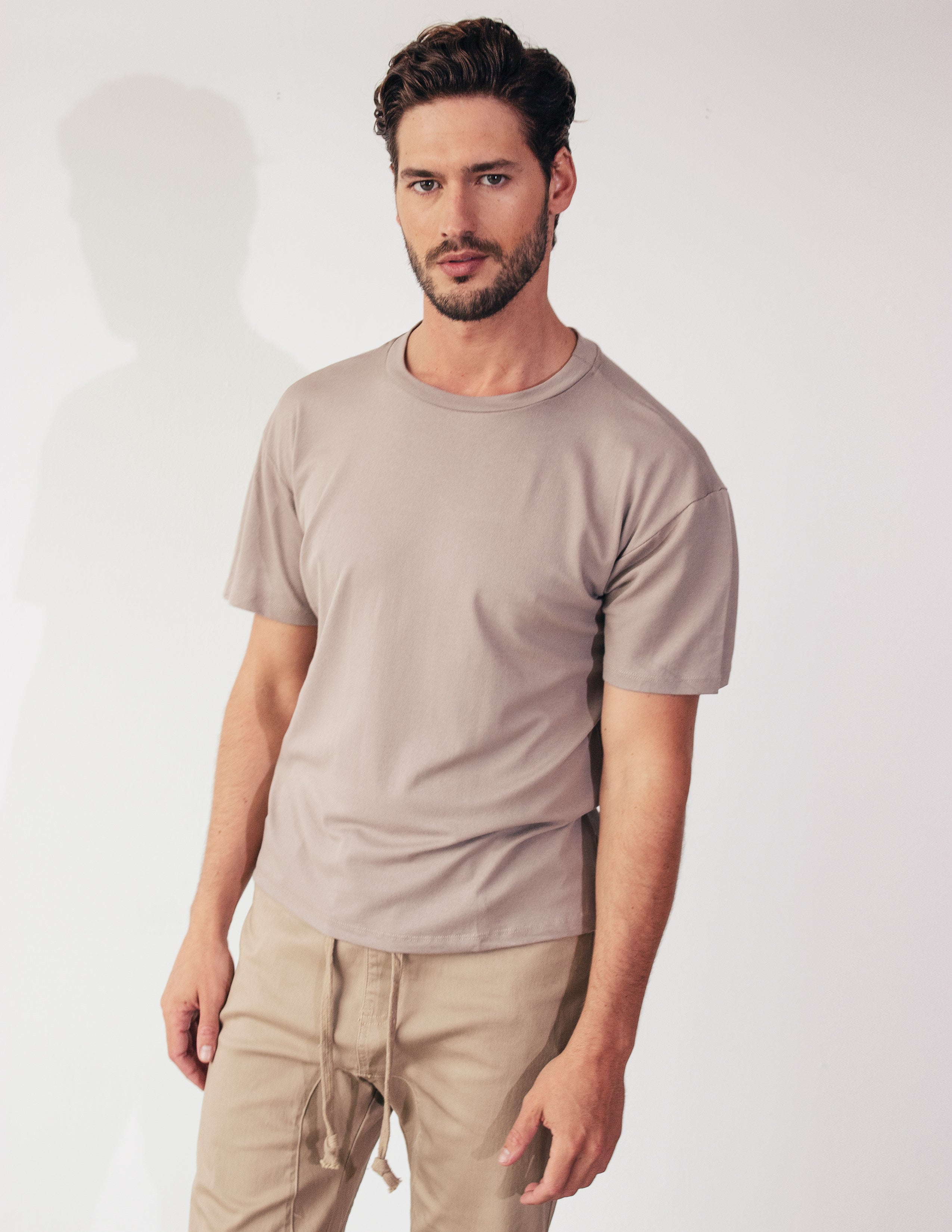 ADEPT TEE - MOCHA