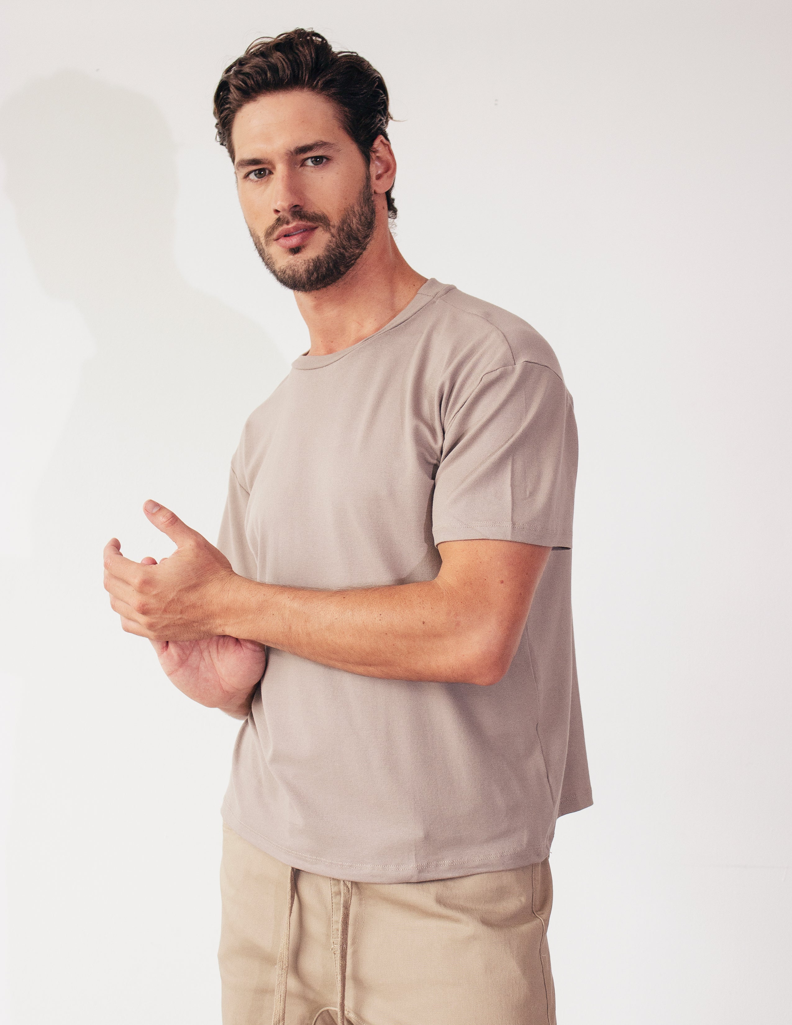 ADEPT TEE - MOCHA