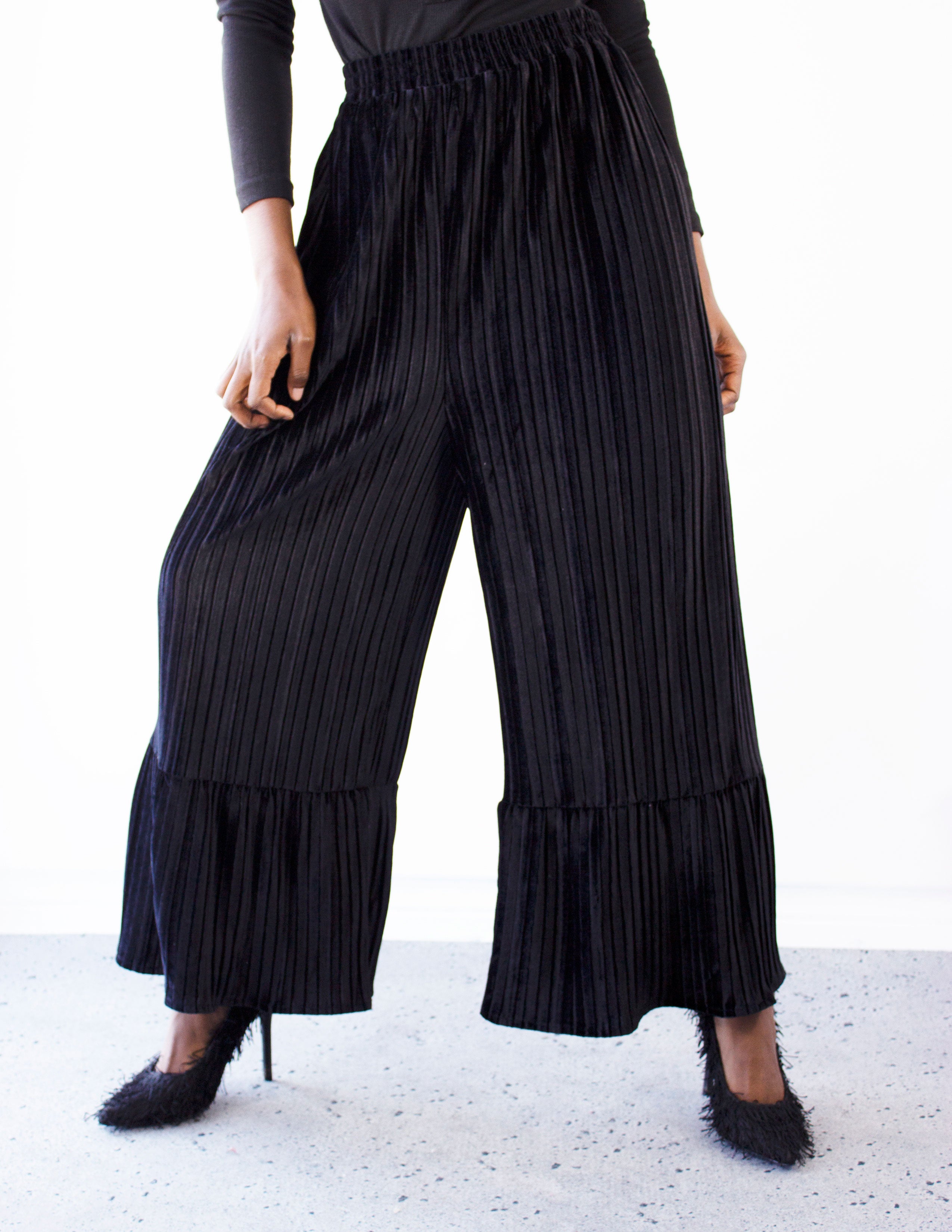 TUTTI PANTS- BLACK - Blue District