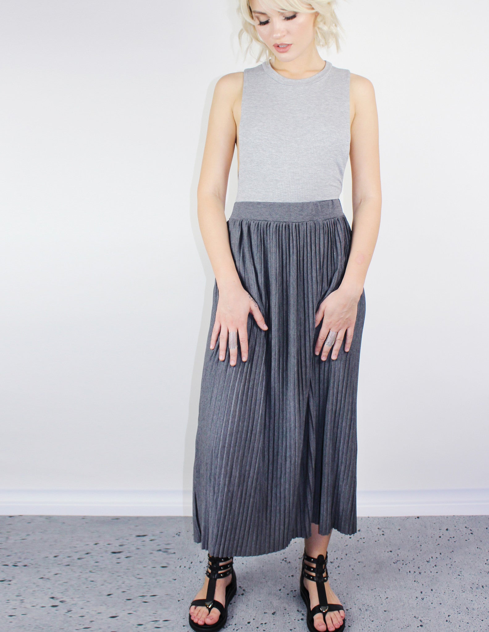 LONG SKIRT