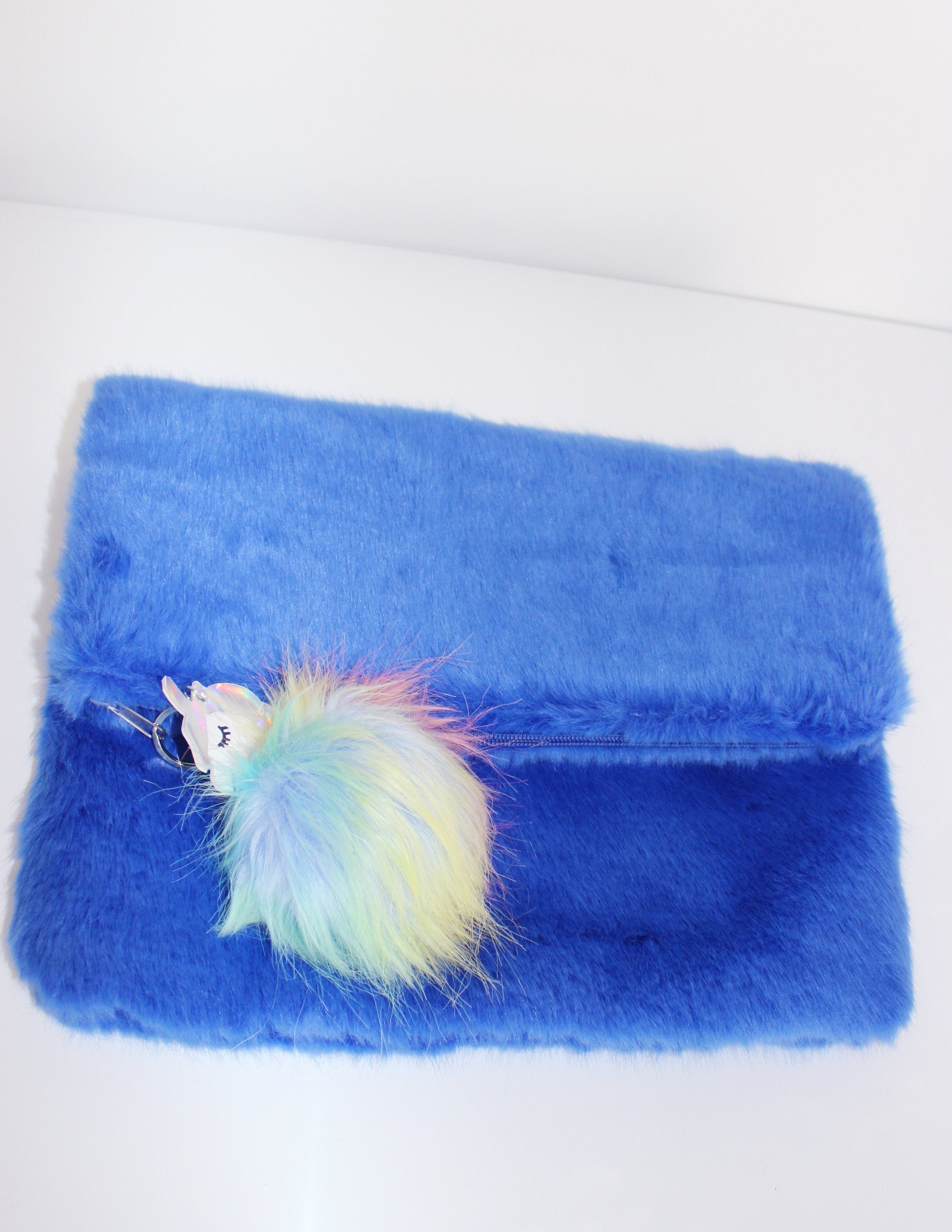 MIDNIGHT CLUTCH - Blue District