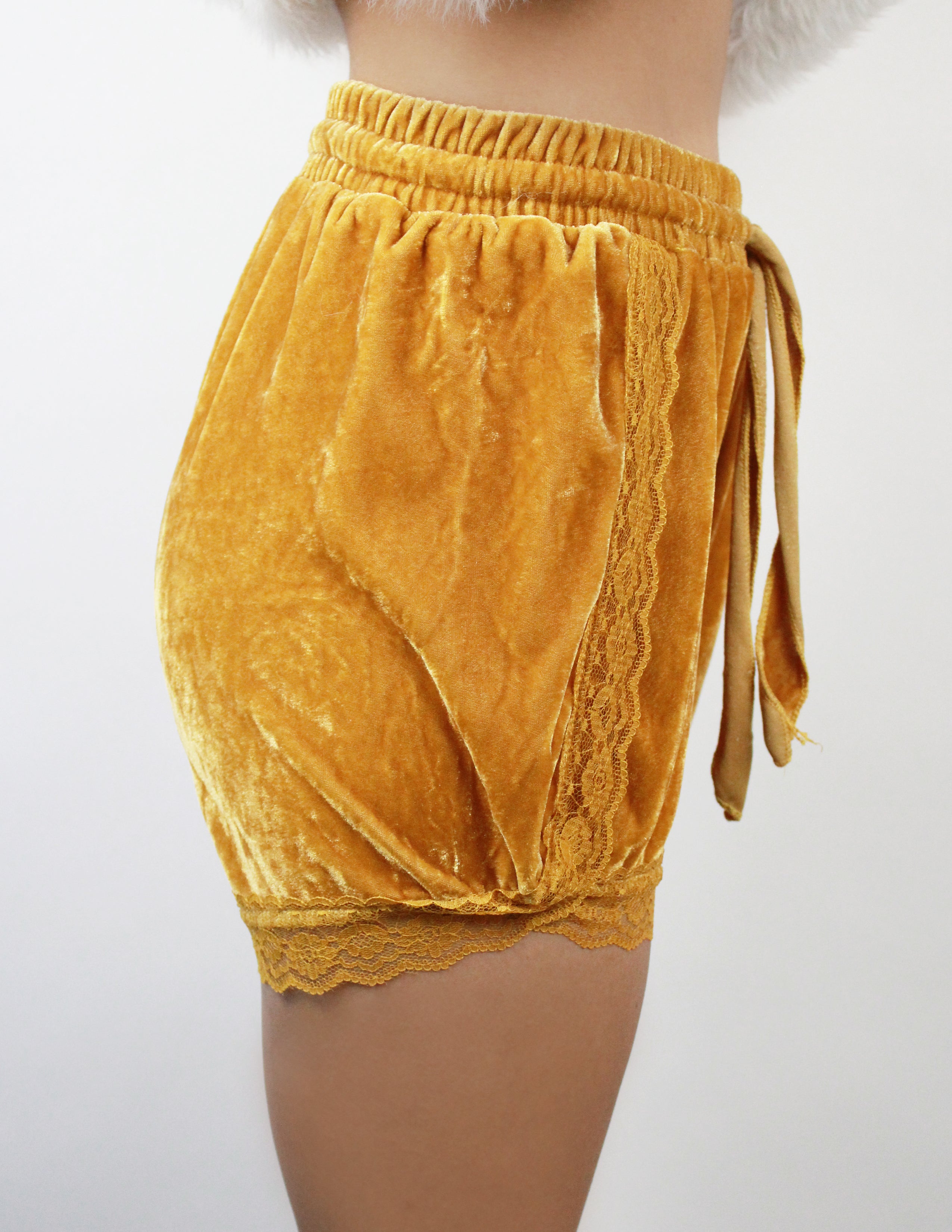 RASP SHORTS- YELLOW - Blue District