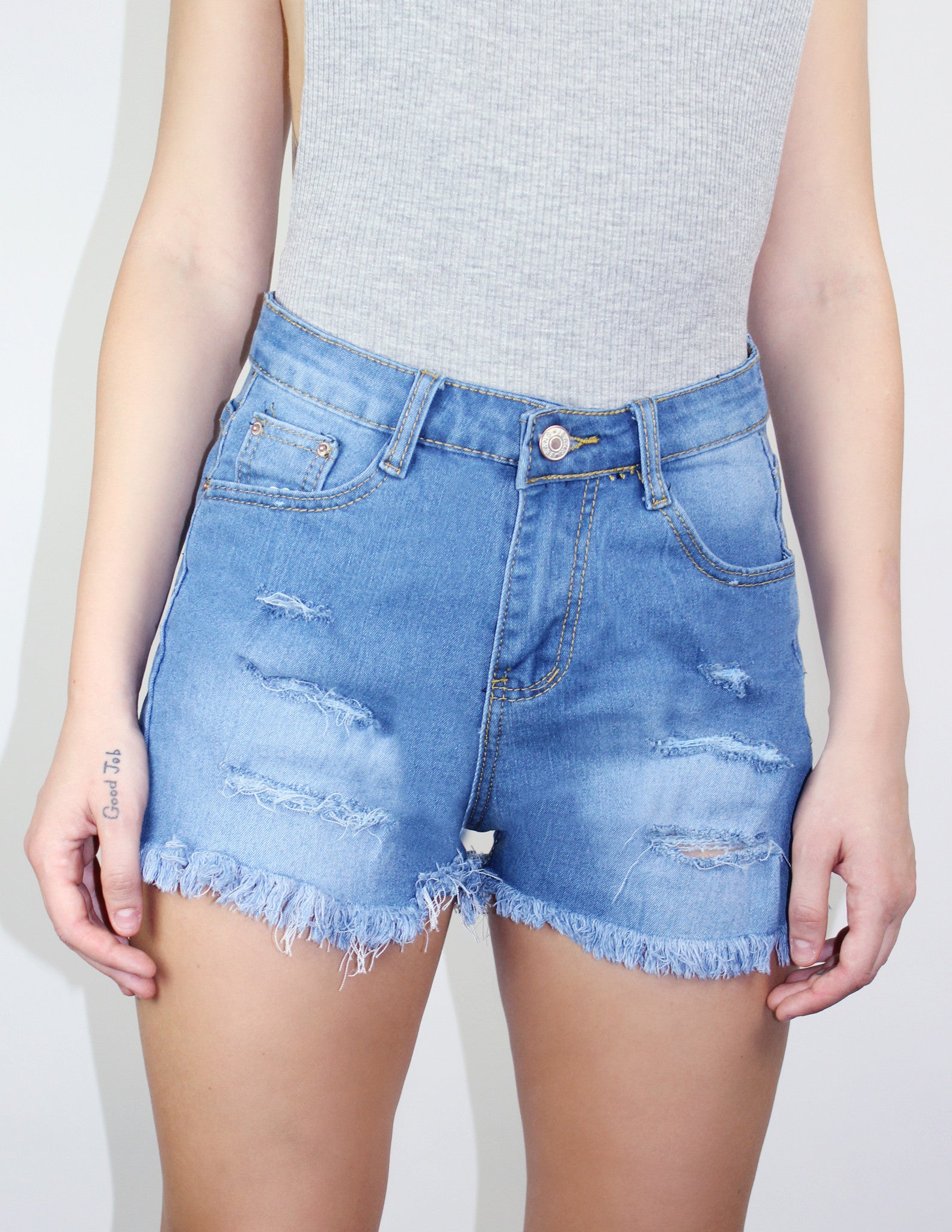 DENIM SHORTS