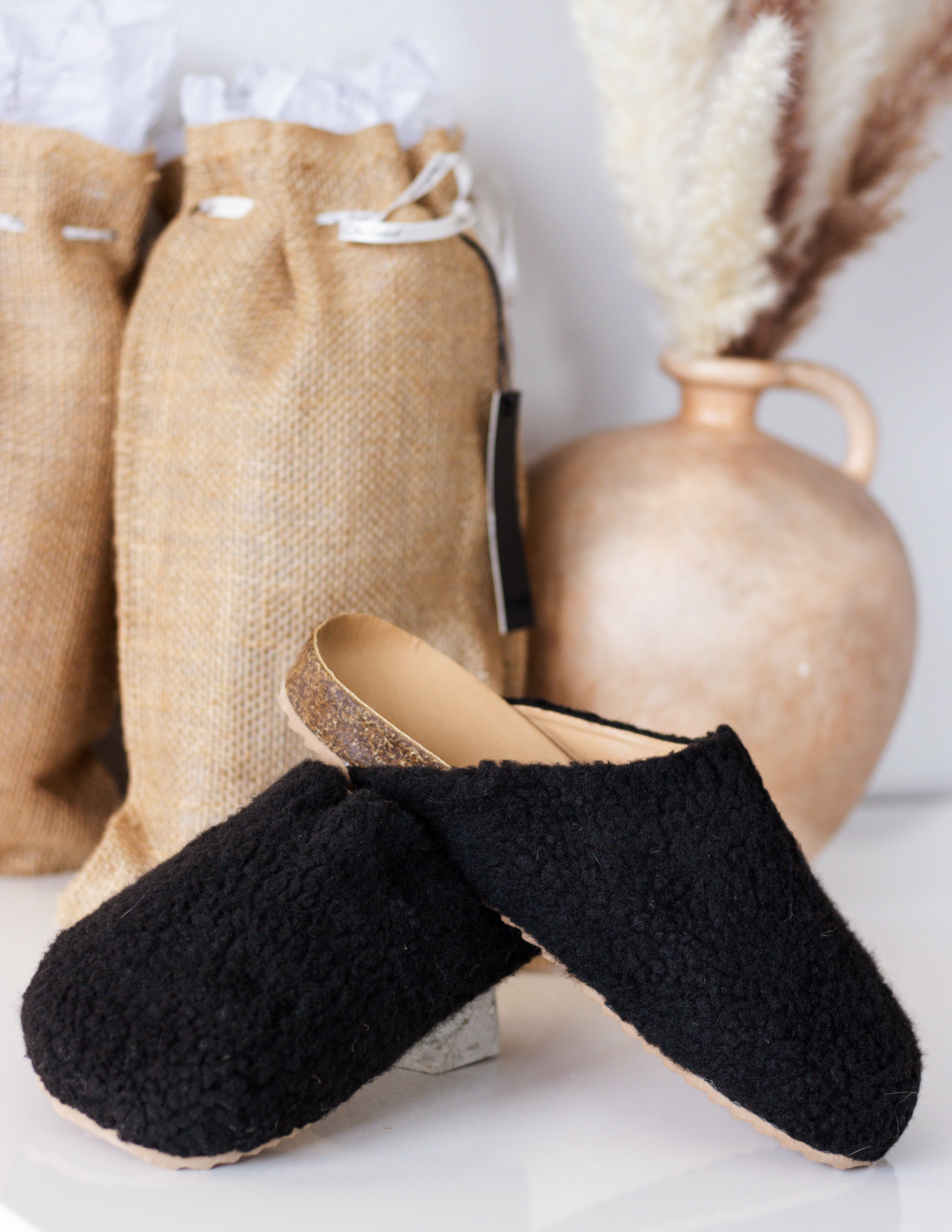 CANIS SLIPPERS- ONYX